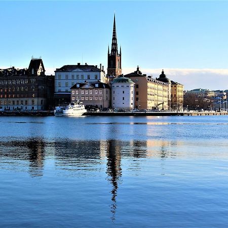 Central Apartment 5Min Drive To The Airport. Stockholm Buitenkant foto
